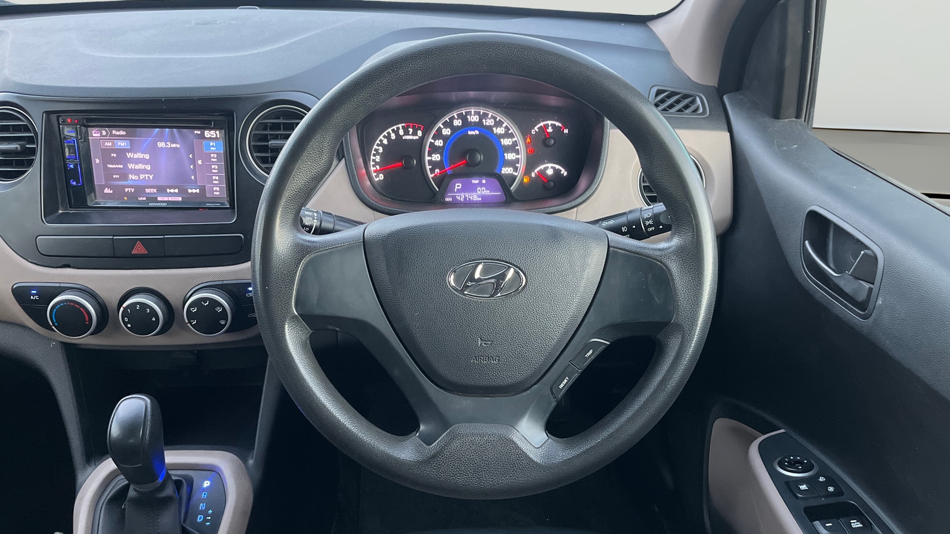 View 2017 Hyundai Grand i10 1.2 Magna Petrol AT Image 20 Used 2017 Hyundai Grand i10 1.2 Magna Petrol AT Image 20