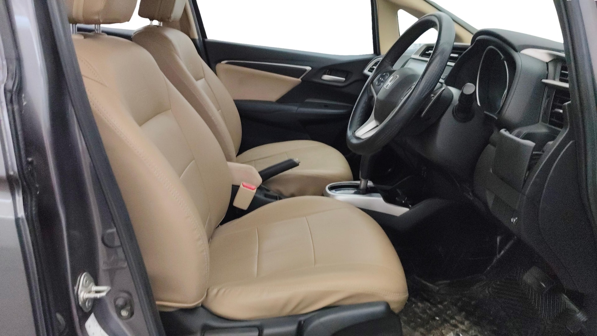 View 2021 Honda Jazz E MT Diesel Image 28 Used 2021 Honda Jazz E MT Diesel Image 28