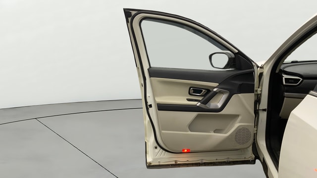View Tata Safari Image 39 Used Tata Safari Image 39