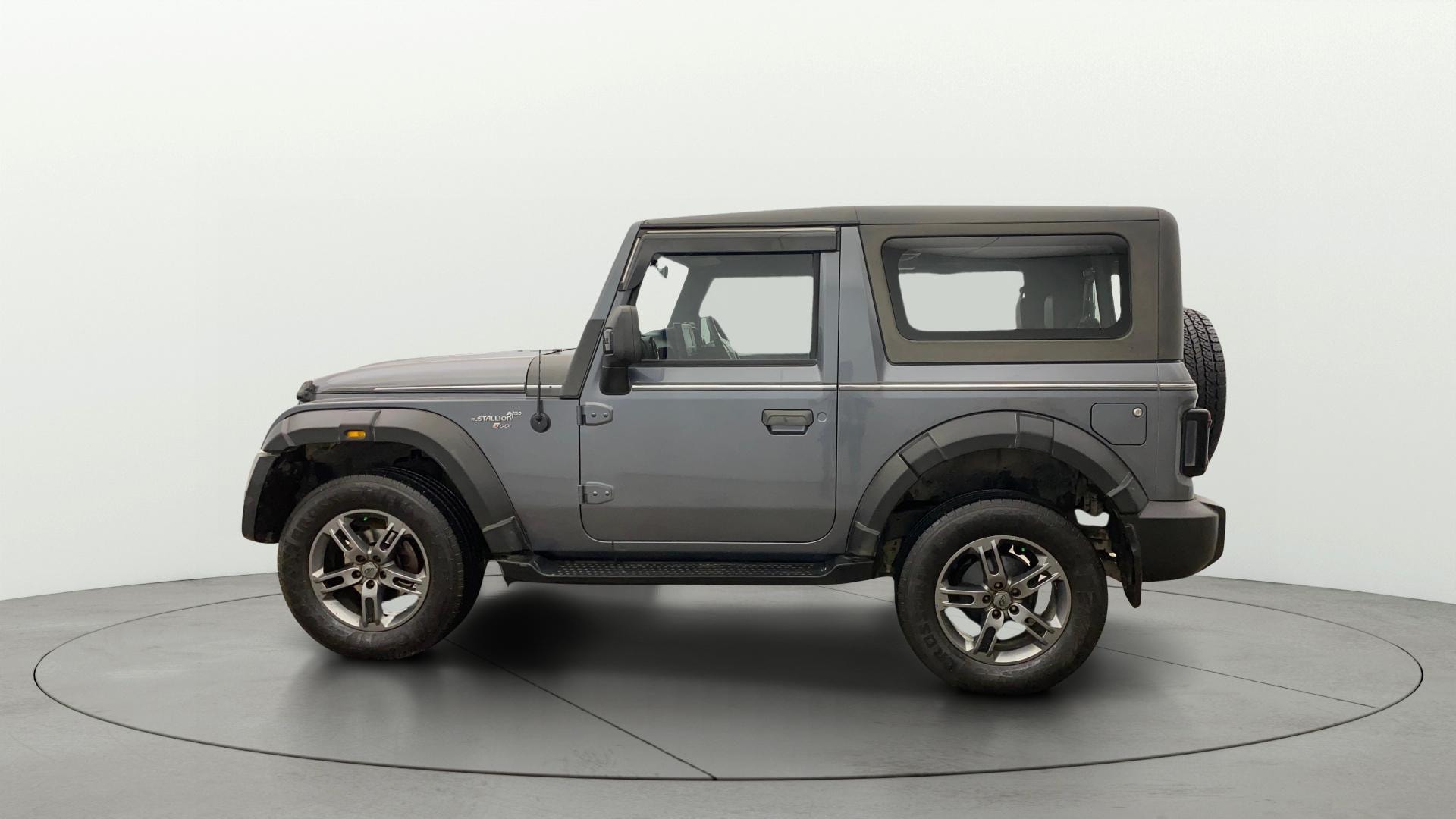 View 2021 Mahindra Thar AX Standard Manual Soft Top 6 Seater Image 6 Used 2021 Mahindra Thar AX Standard Manual Soft Top 6 Seater Image 6