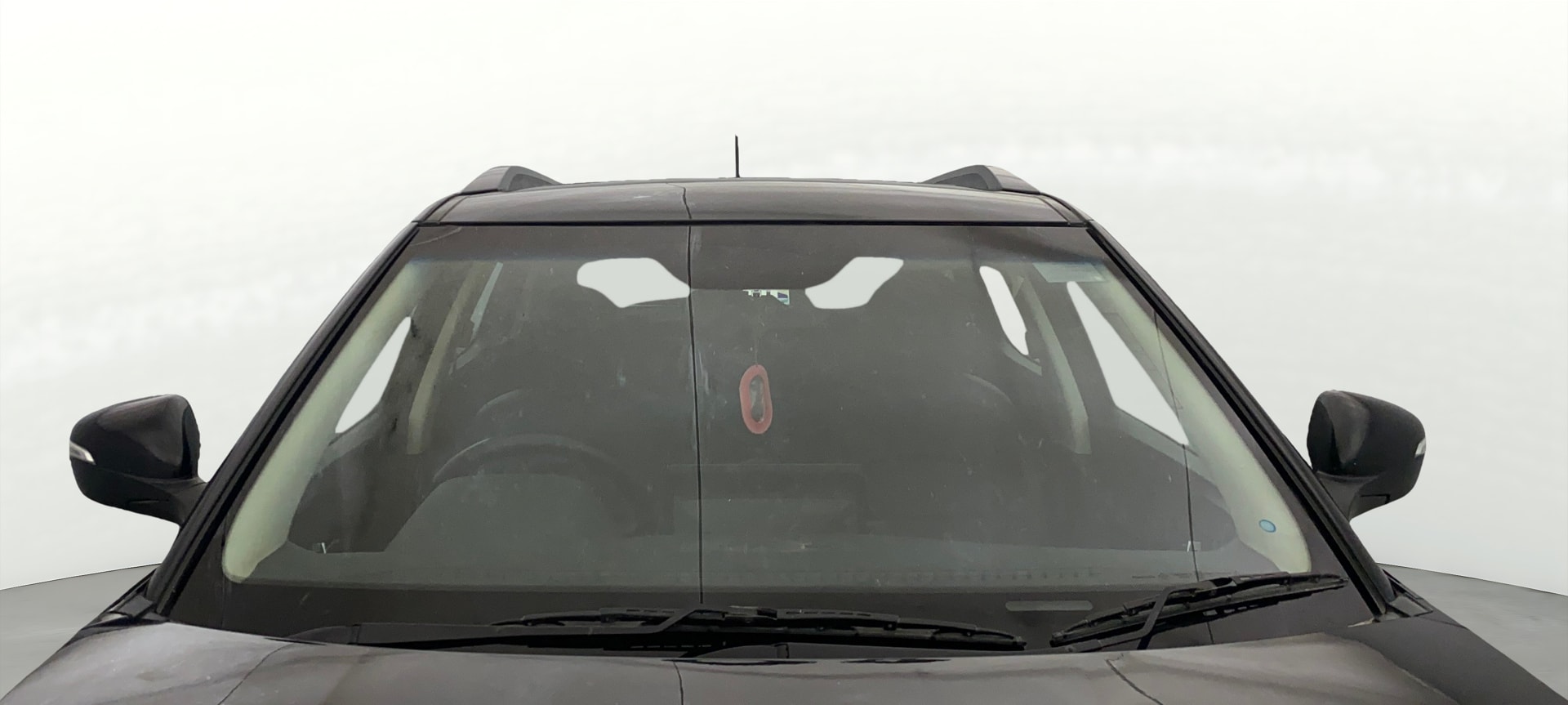 View 2025 Mahindra XUV 3XO AX5 1.5 Turbo Diesel Image 38 Used 2025 Mahindra XUV 3XO AX5 1.5 Turbo Diesel Image 38