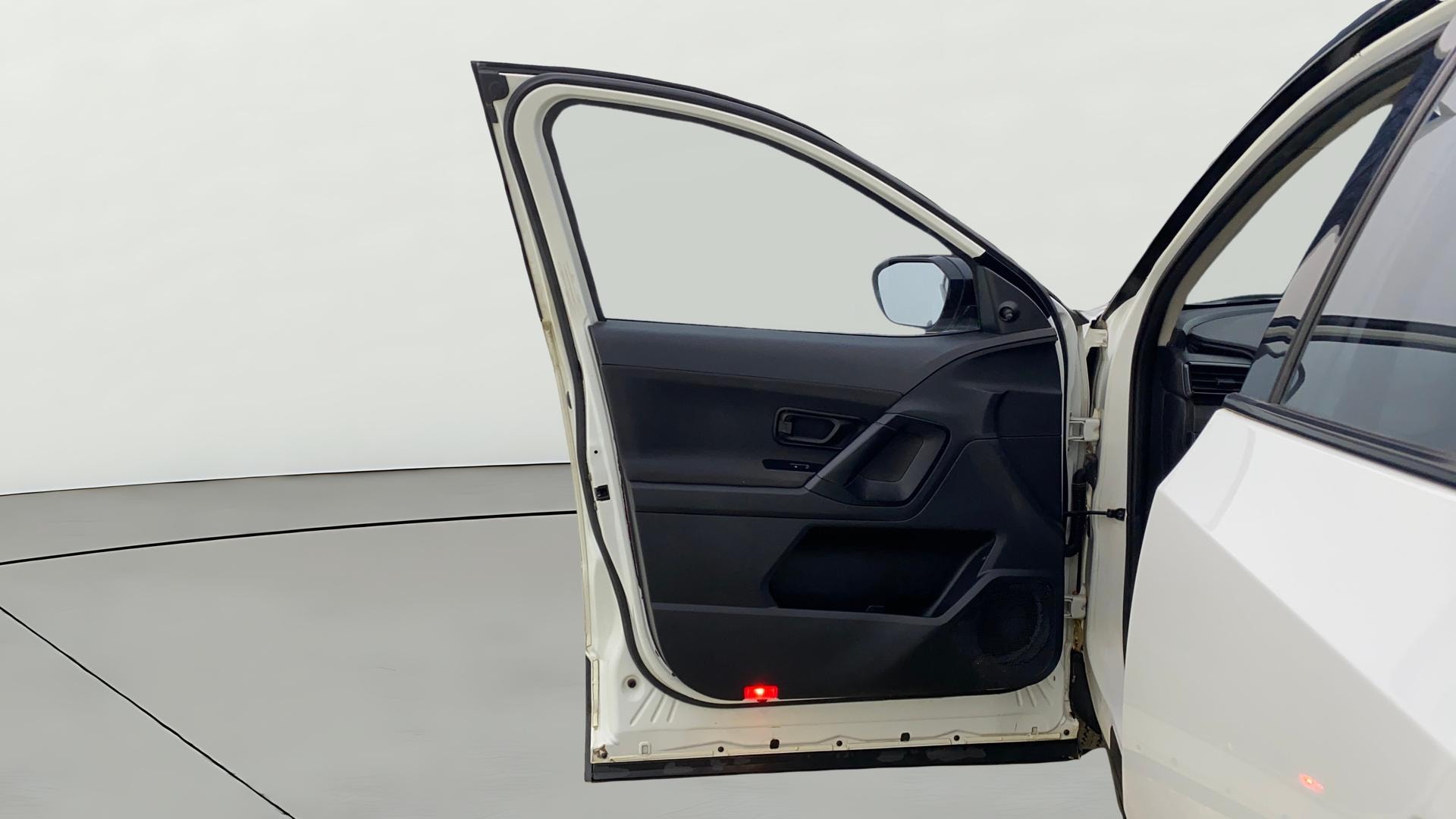View 2022 Tata Harrier XE Image 32 Used 2022 Tata Harrier XE Image 32