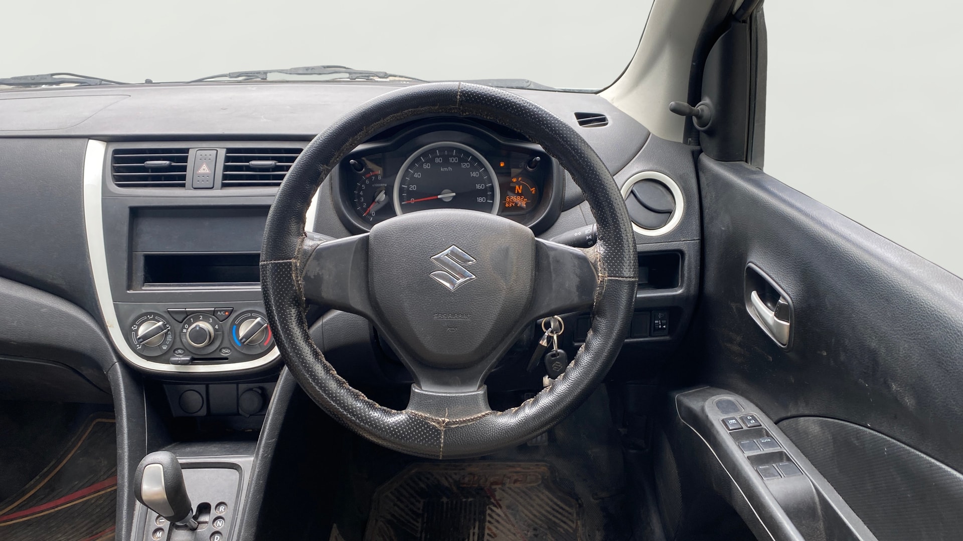 View 2019 Maruti Suzuki 1000 Base Variant Image 20 Used 2019 Maruti Suzuki 1000 Base Variant Image 20