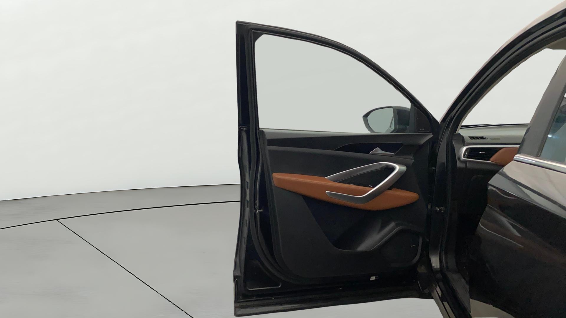 View 2020 MG Hector Plus Sharp Turbo 6 Seater Diesel Image 40 Used 2020 MG Hector Plus Sharp Turbo 6 Seater Diesel Image 40