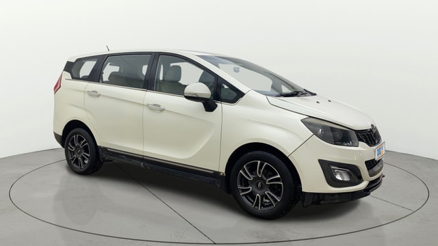 View Mahindra Marazzo Image 14 Used Mahindra Marazzo Image 14