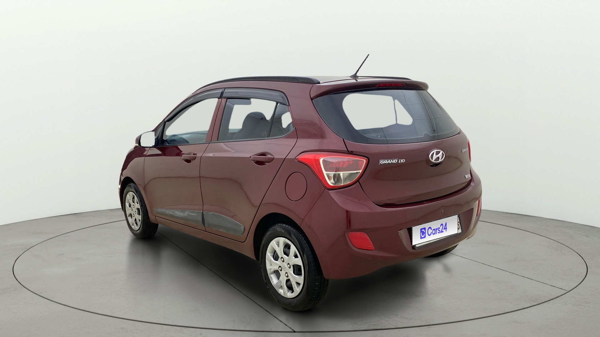 View 2016 Hyundai Grand i10 Sportz 1.2 Kappa Image 2 Used 2016 Hyundai Grand i10 Sportz 1.2 Kappa Image 2
