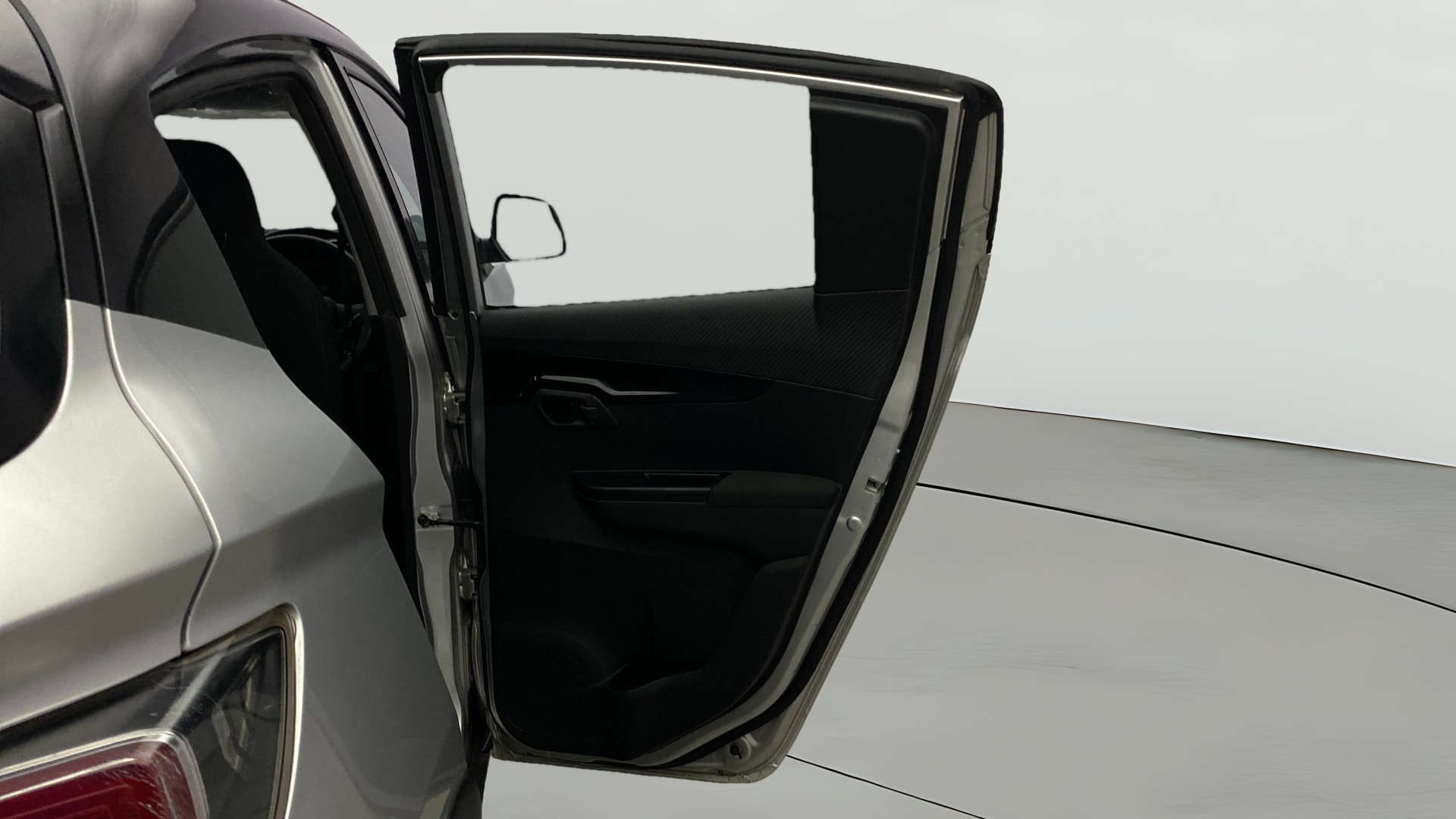 View 2020 Mahindra KUV100 K2 Petrol BS IV Image 7 Used 2020 Mahindra KUV100 K2 Petrol BS IV Image 7