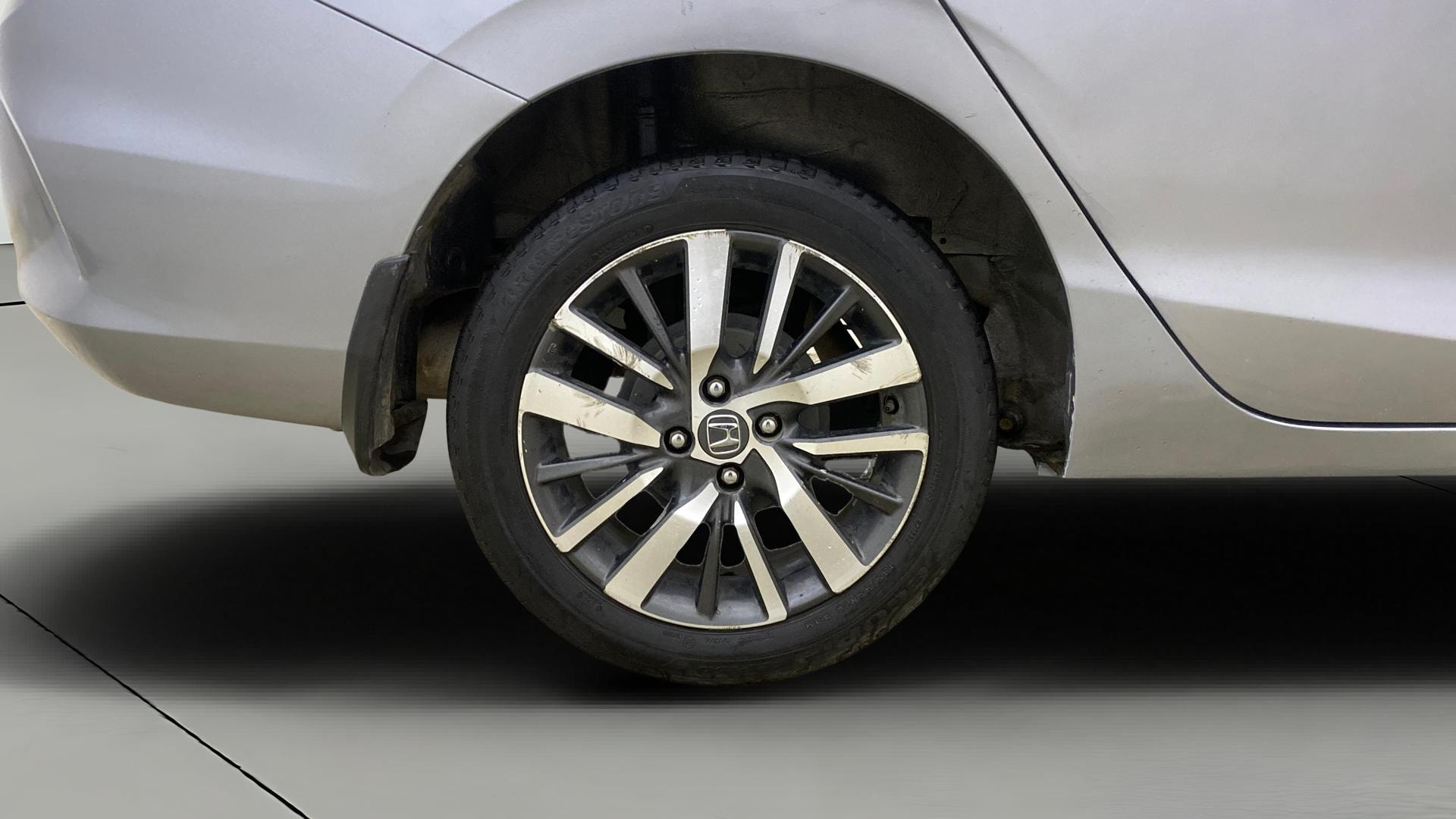 View 2021 Honda City ZX MT Diesel Anniversary Edition Image 25 Used 2021 Honda City ZX MT Diesel Anniversary Edition Image 25