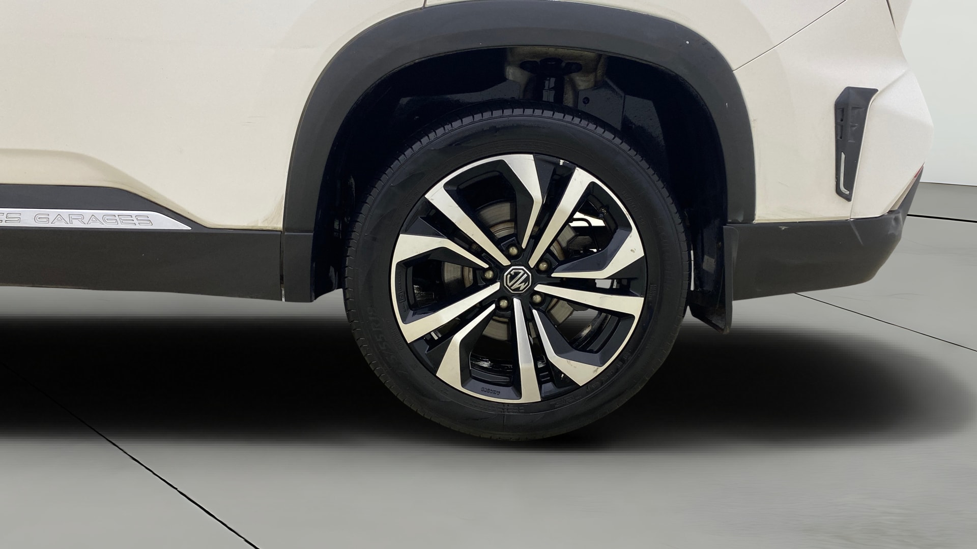 View 2023 MG Hector Plus Sharp Pro 7 Seater Diesel Image 8 Used 2023 MG Hector Plus Sharp Pro 7 Seater Diesel Image 8