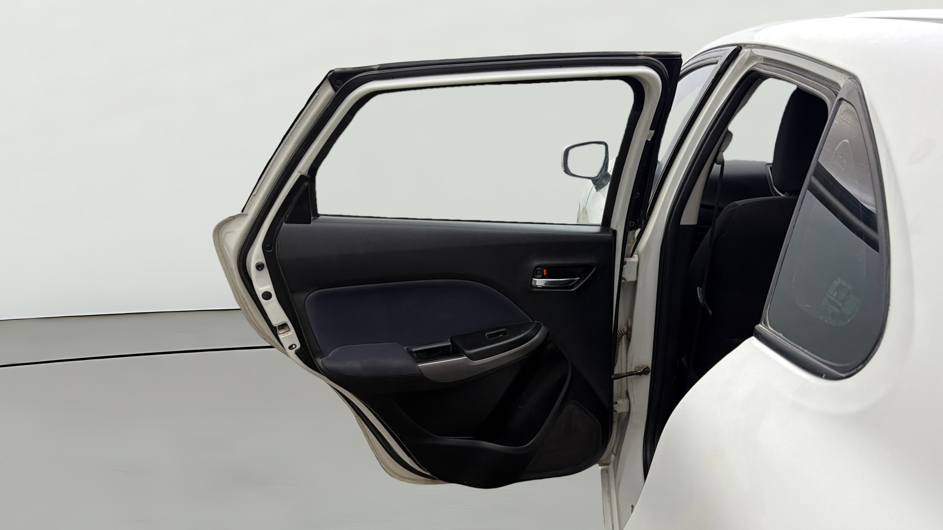 View 2020 Maruti Suzuki 1000 Base Variant Image 22 Used 2020 Maruti Suzuki 1000 Base Variant Image 22