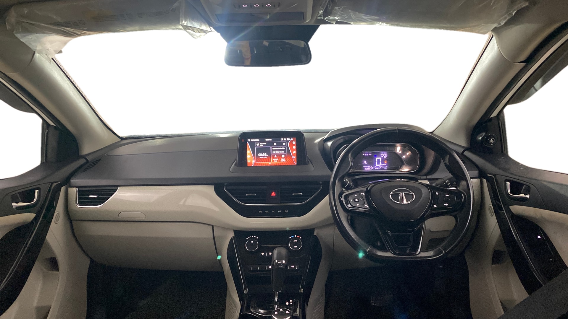 View 2022 Tata Nexon Revotron XE Image 15 Used 2022 Tata Nexon Revotron XE Image 15