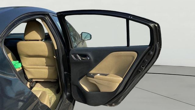 View Honda City ZX Image 8 Used Honda City ZX Image 8