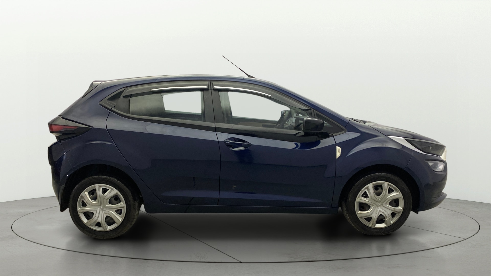 View 2022 Tata Altroz XT Petrol Image 9 Used 2022 Tata Altroz XT Petrol Image 9