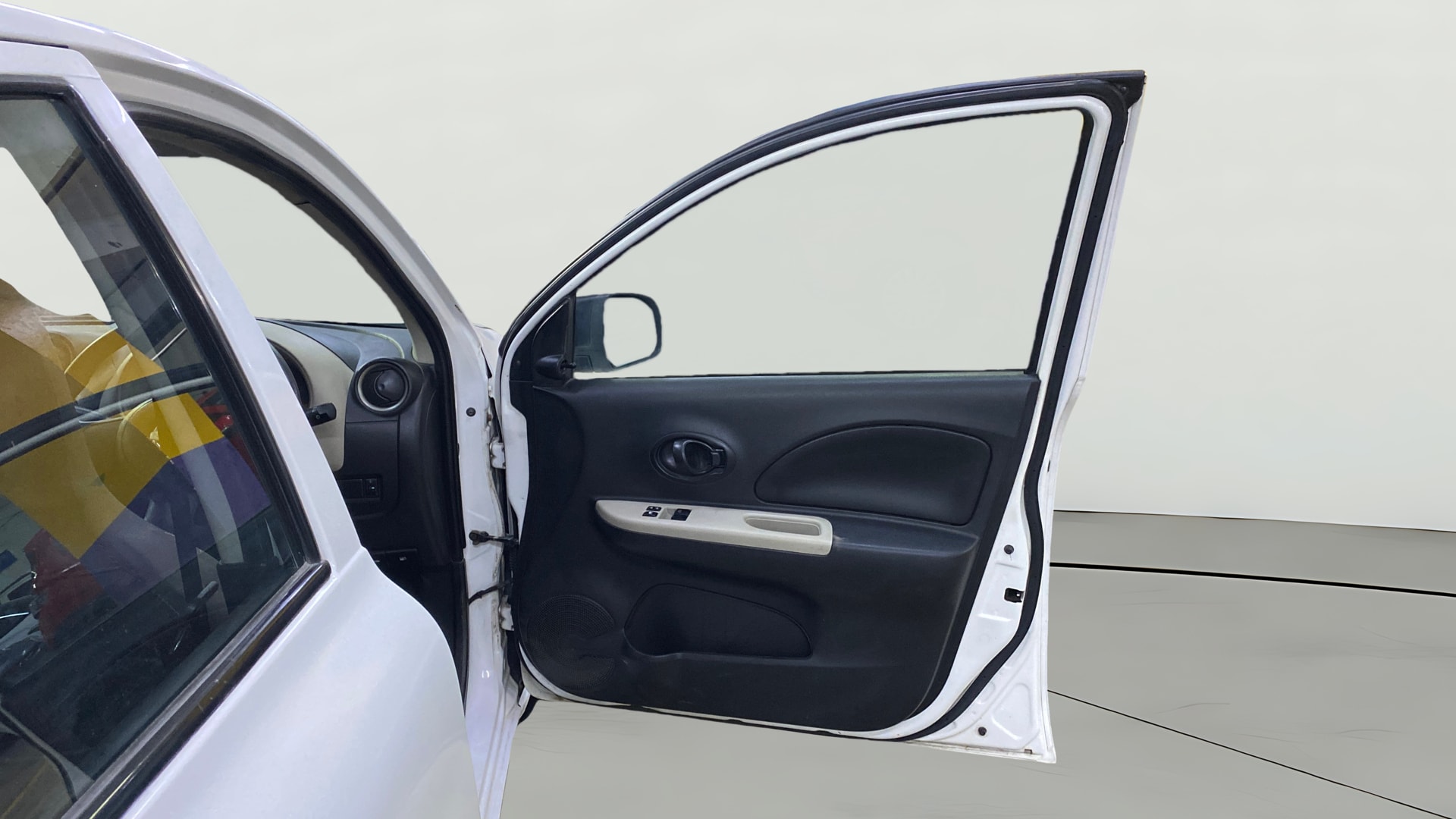 View 2015 Nissan Micra Active XL Image 43 Used 2015 Nissan Micra Active XL Image 43