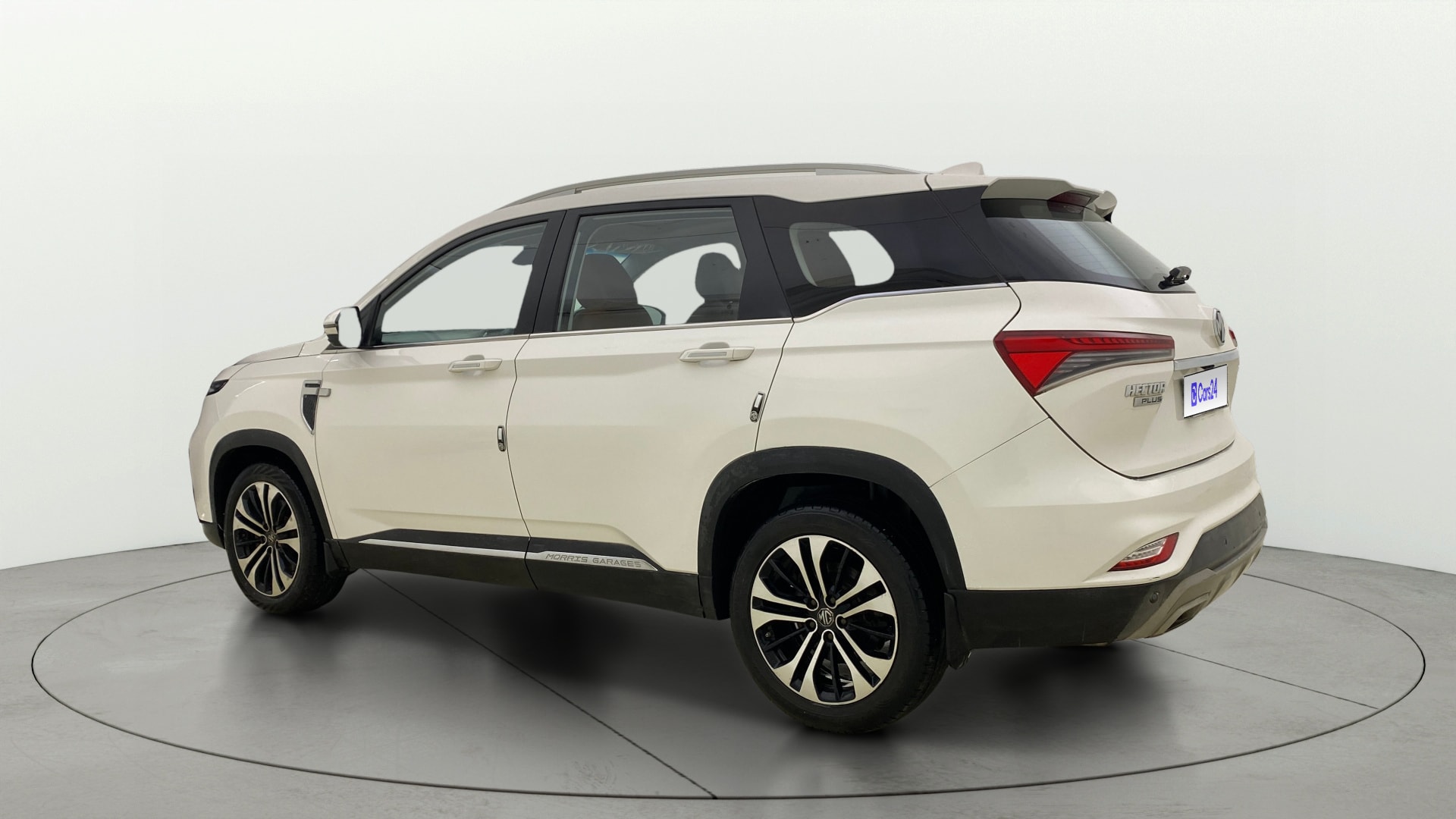 View 2021 MG Hector Plus Sharp CVT Petrol Image 2 Used 2021 MG Hector Plus Sharp CVT Petrol Image 2