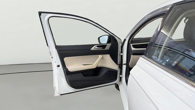 View Volkswagen Virtus Image 32 Used Volkswagen Virtus Image 32