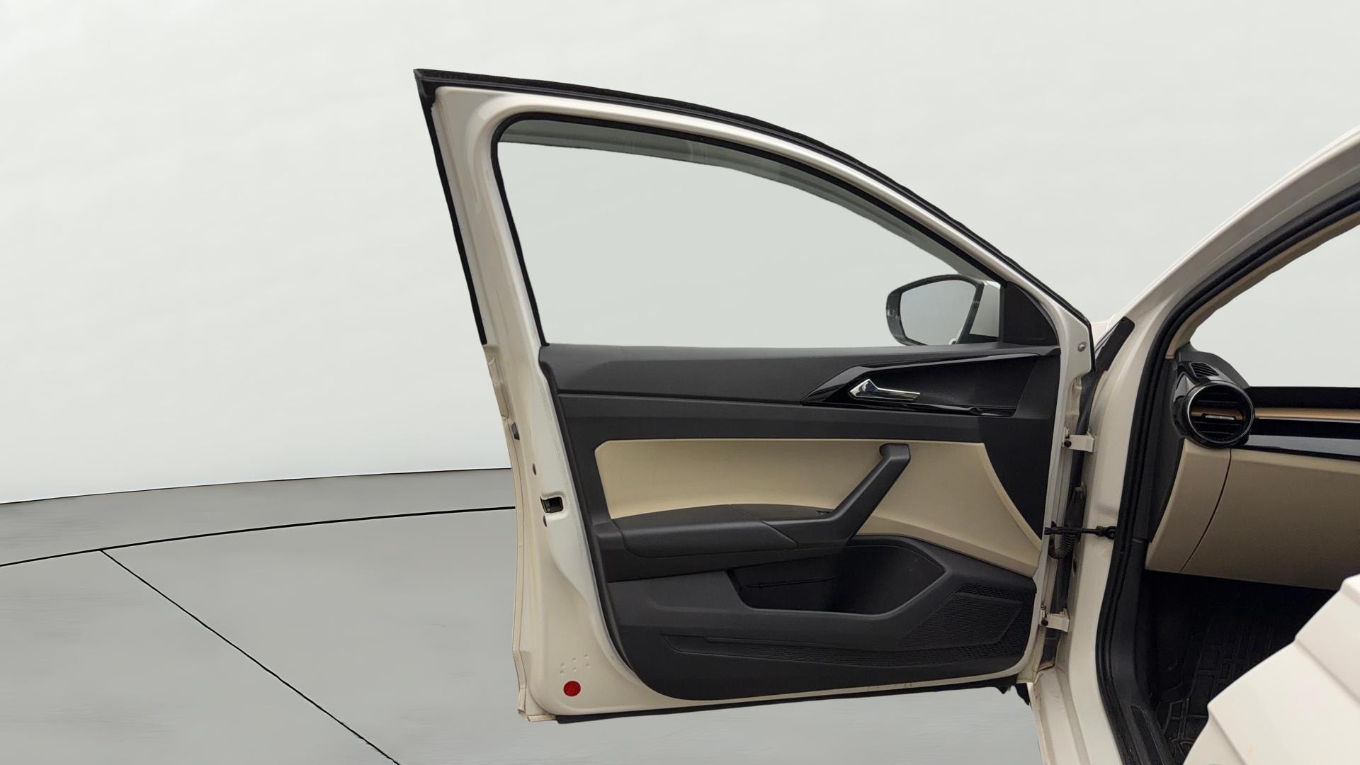 View 2022 Skoda Slavia Style 1.0 TSI AT Image 33 Used 2022 Skoda Slavia Style 1.0 TSI AT Image 33
