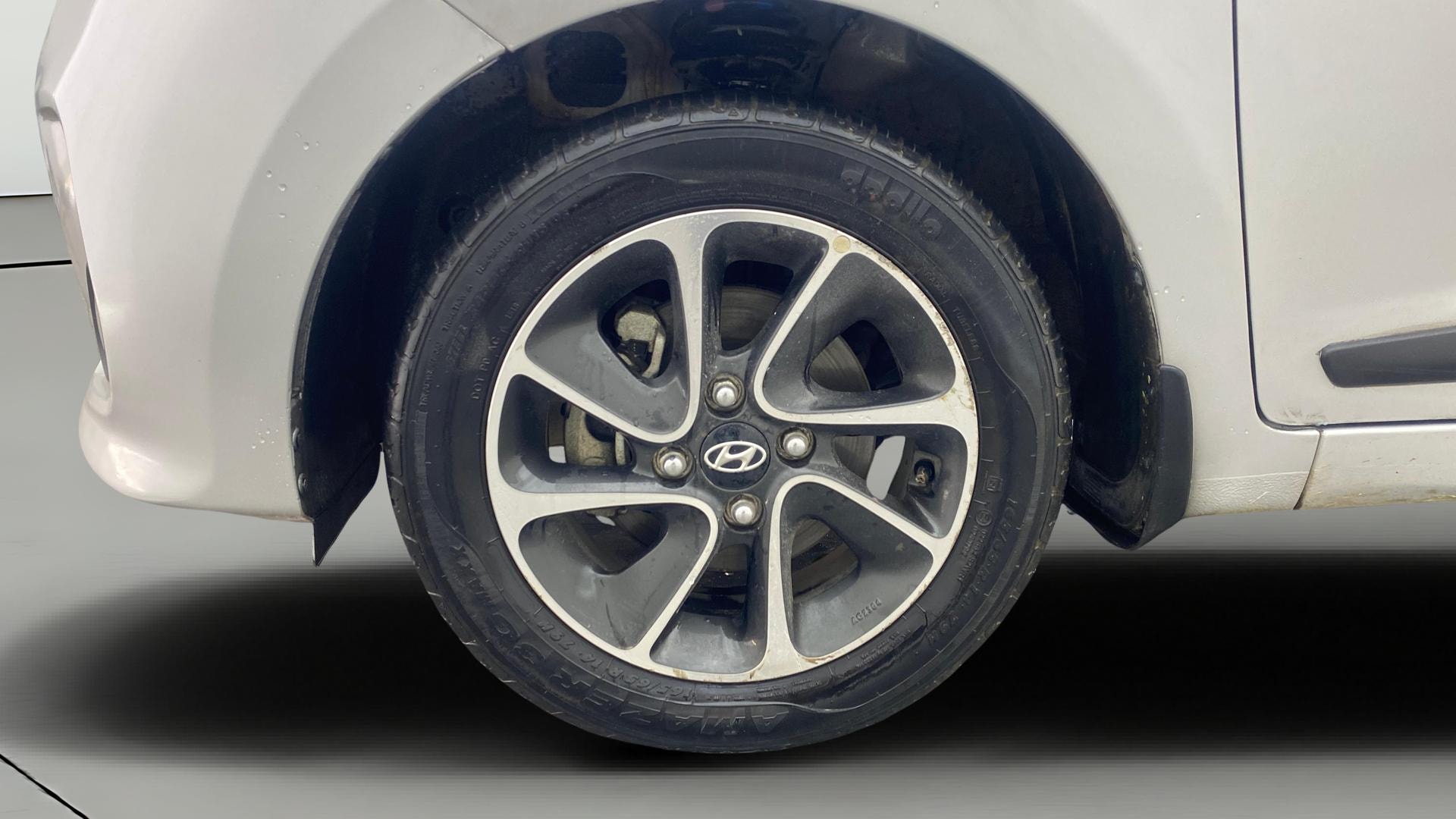 View 2018 Hyundai Grand i10 1.2 Sportz AT Petrol Image 28 Used 2018 Hyundai Grand i10 1.2 Sportz AT Petrol Image 28