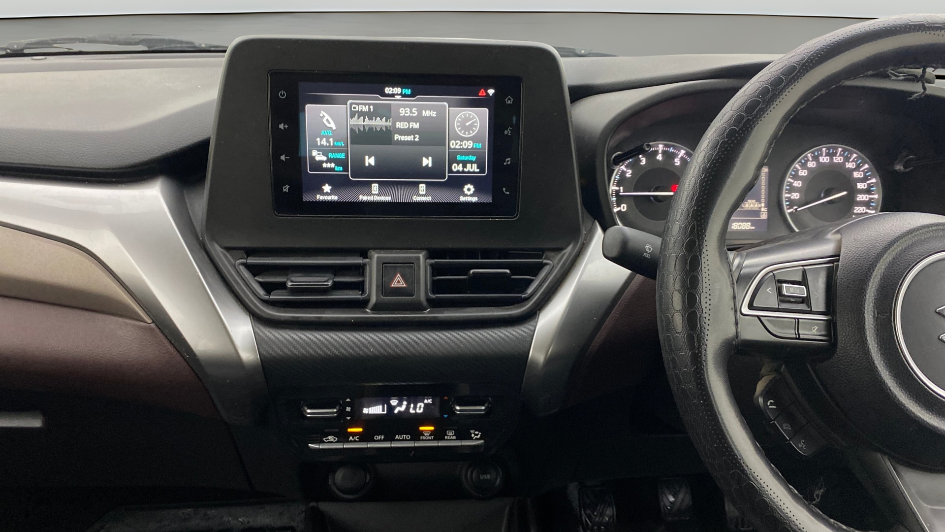 View 2024 Maruti Suzuki 1000 Base Variant Image 17 Used 2024 Maruti Suzuki 1000 Base Variant Image 17