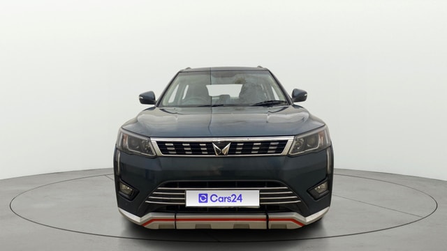 View Mahindra XUV300 Image 1 Used Mahindra XUV300 Image 1