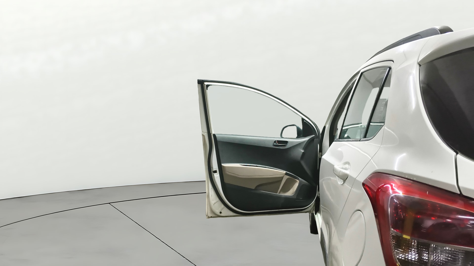 View 2019 Hyundai Grand i10 Magna 1.2 Kappa VTVT Image 31 Used 2019 Hyundai Grand i10 Magna 1.2 Kappa VTVT Image 31