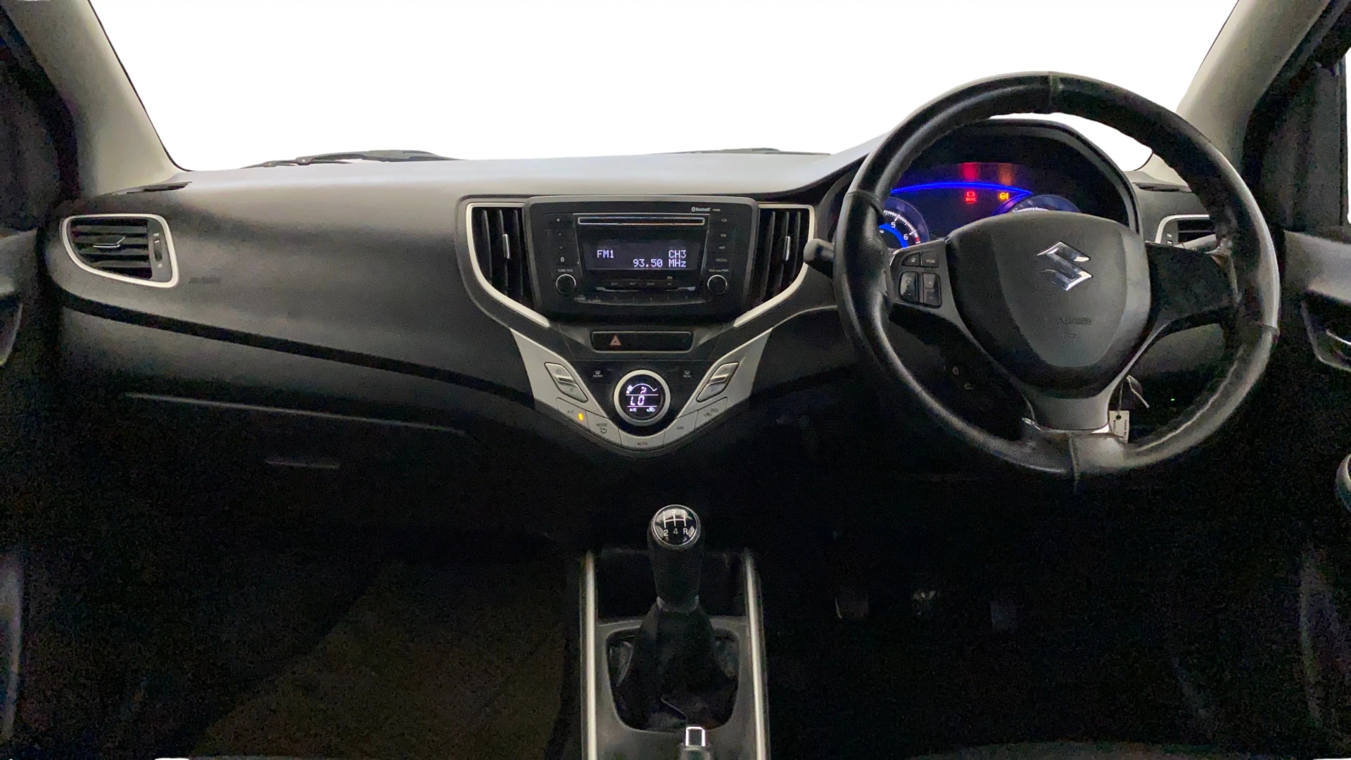 View 2017 Maruti Suzuki 1000 Base Variant Image 15 Used 2017 Maruti Suzuki 1000 Base Variant Image 15