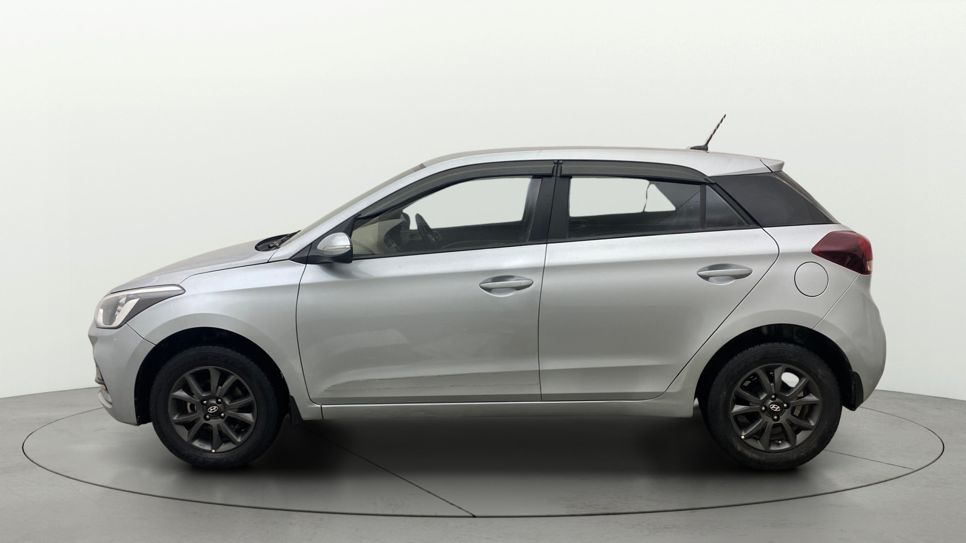 View 2019 Hyundai Elite i20 1.2 Sportz Plus Petrol Image 6 Used 2019 Hyundai Elite i20 1.2 Sportz Plus Petrol Image 6