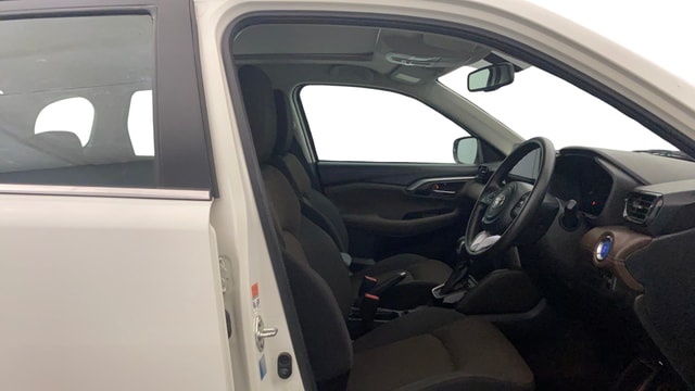 View Toyota Urban Cruiser Hyryder Image 19 Used Toyota Urban Cruiser Hyryder Image 19