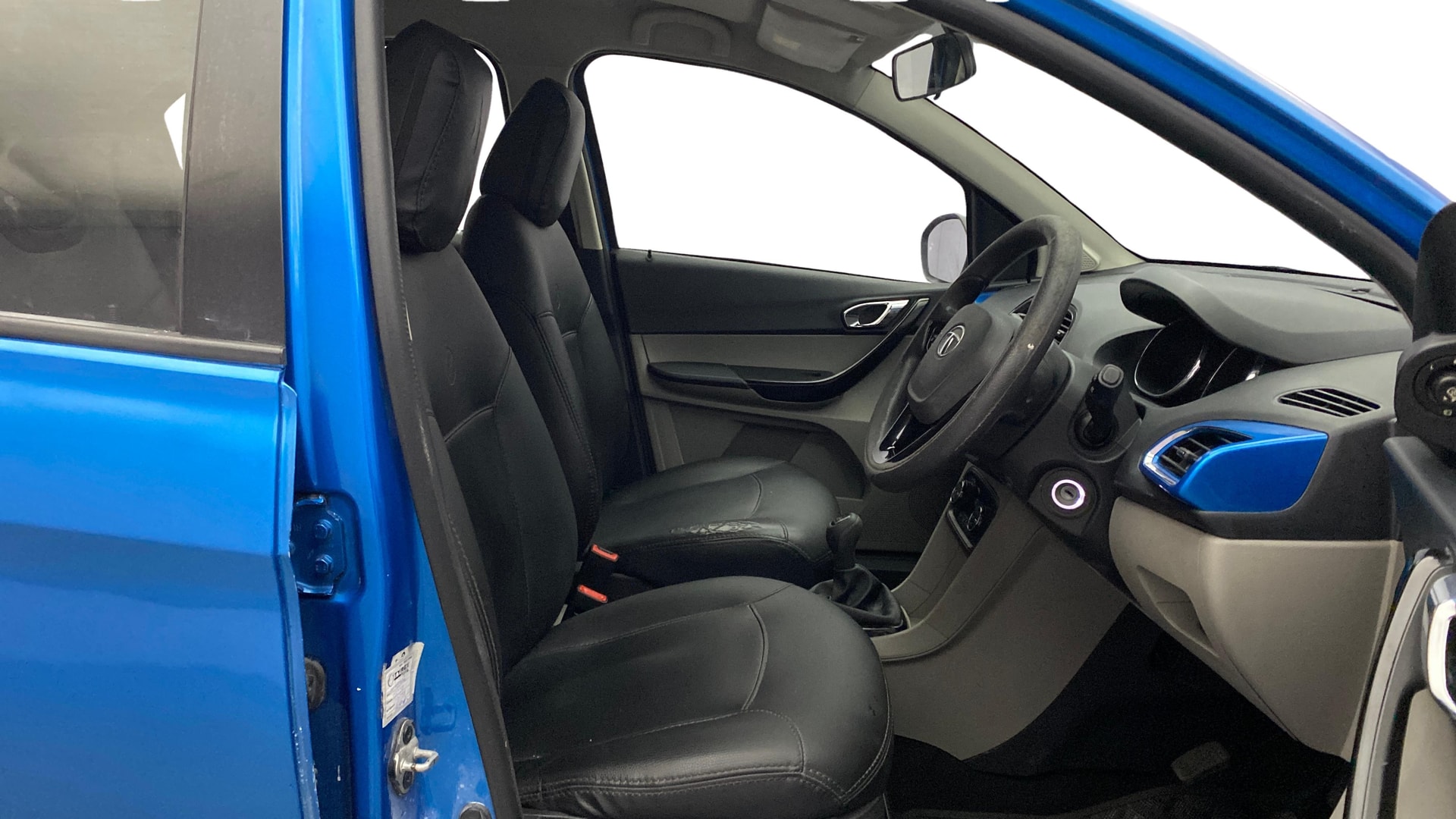 View 2019 Tata Tiago Revotorq XB Image 25 Used 2019 Tata Tiago Revotorq XB Image 25