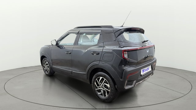 View Mahindra XUV 3XO Image 2 Used Mahindra XUV 3XO Image 2