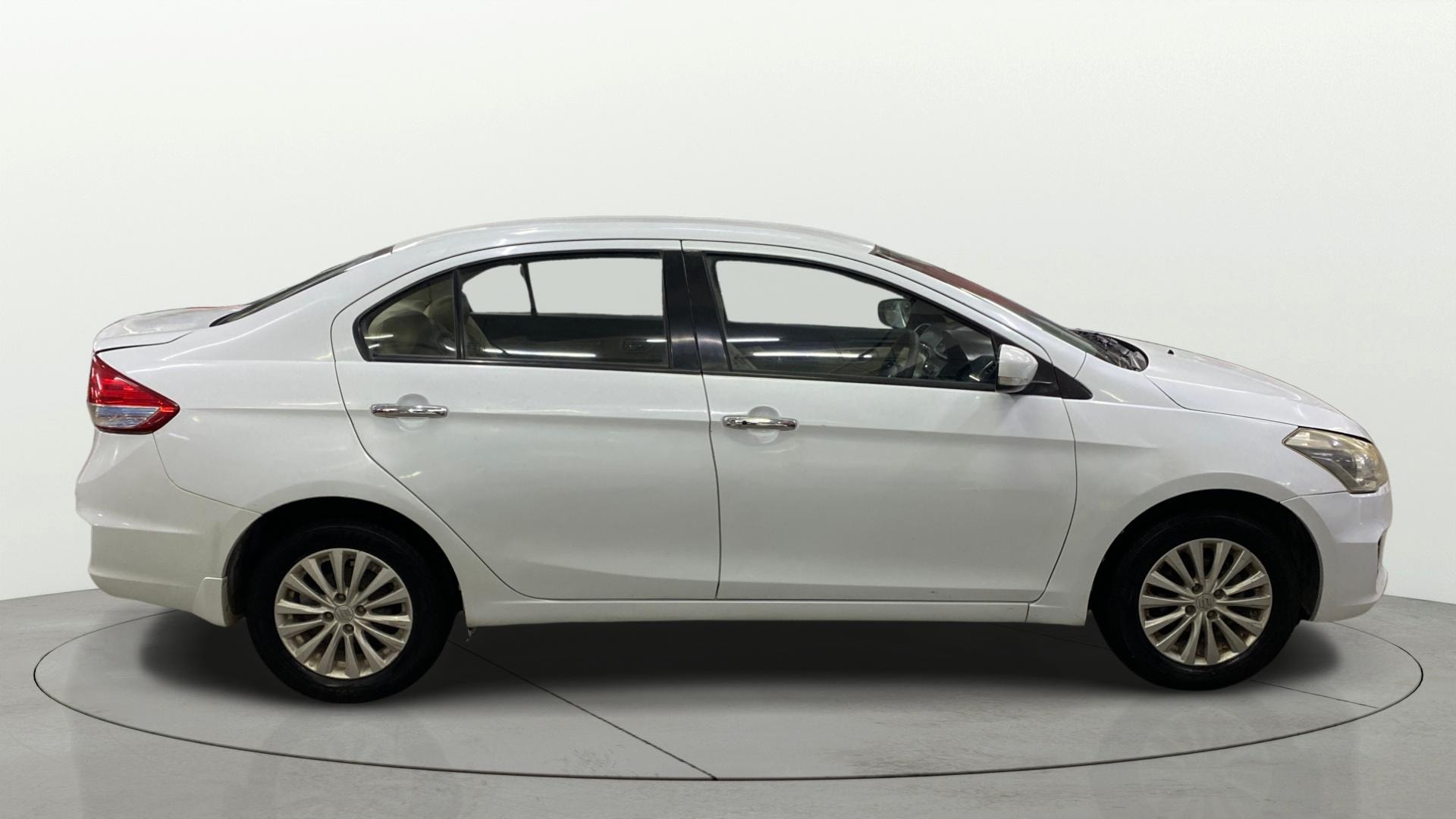 View 2015 Maruti Suzuki 1000 Base Variant Image 8 Used 2015 Maruti Suzuki 1000 Base Variant Image 8