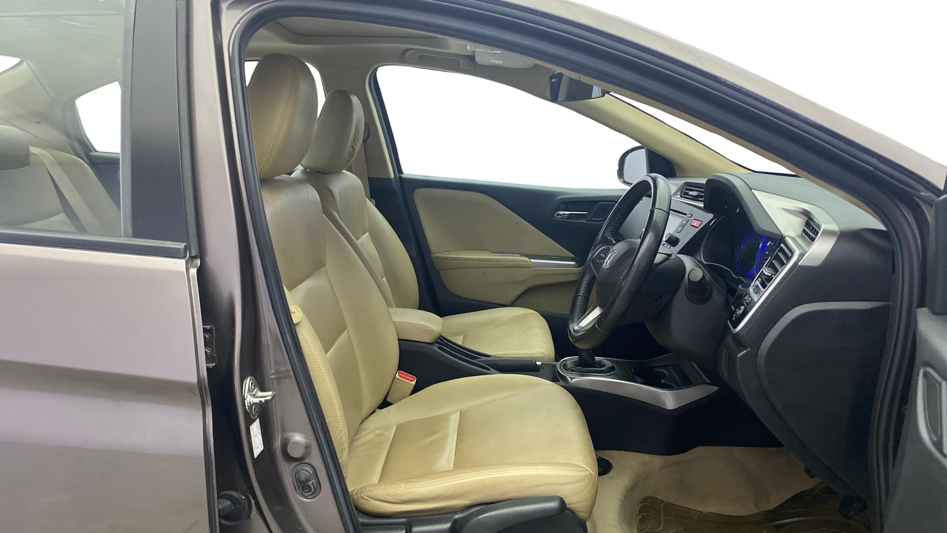 View 2014 Honda City ZX MT Diesel Anniversary Edition Image 18 Used 2014 Honda City ZX MT Diesel Anniversary Edition Image 18