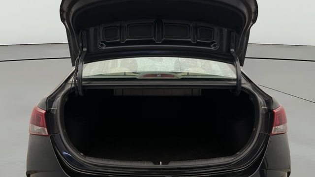 View Hyundai Verna Image 39 Used Hyundai Verna Image 39