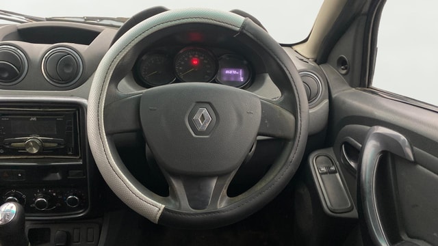 View Renault Duster Image 20 Used Renault Duster Image 20