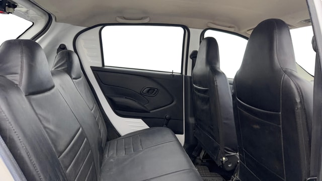 View Datsun Redi GO Image 28 Used Datsun Redi GO Image 28