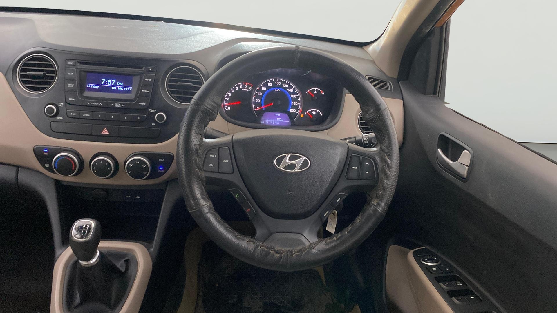 Used 2015 Hyundai Grand i10 Used 2015 Hyundai Grand i10