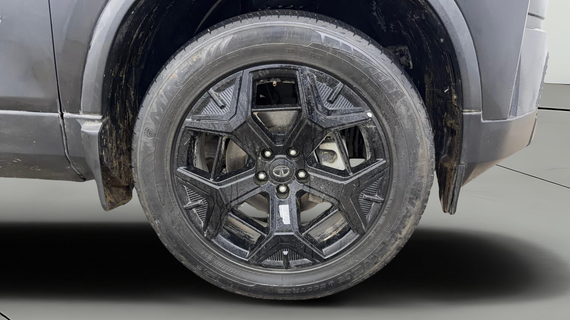 View 2023 Tata Harrier XE Image 45 Used 2023 Tata Harrier XE Image 45