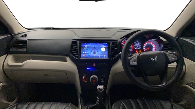 View Mahindra XUV300 Image 15 Used Mahindra XUV300 Image 15