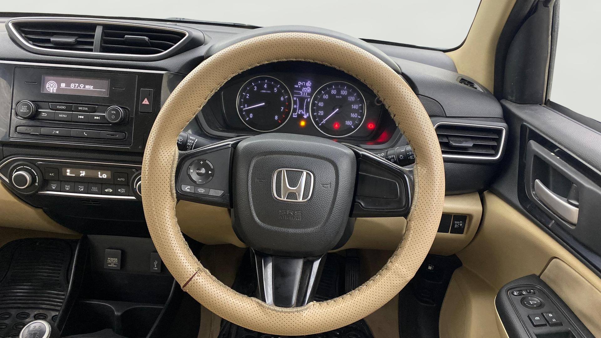 View 2019 Honda Amaze E MT Petrol BS IV Image 20 Used 2019 Honda Amaze E MT Petrol BS IV Image 20