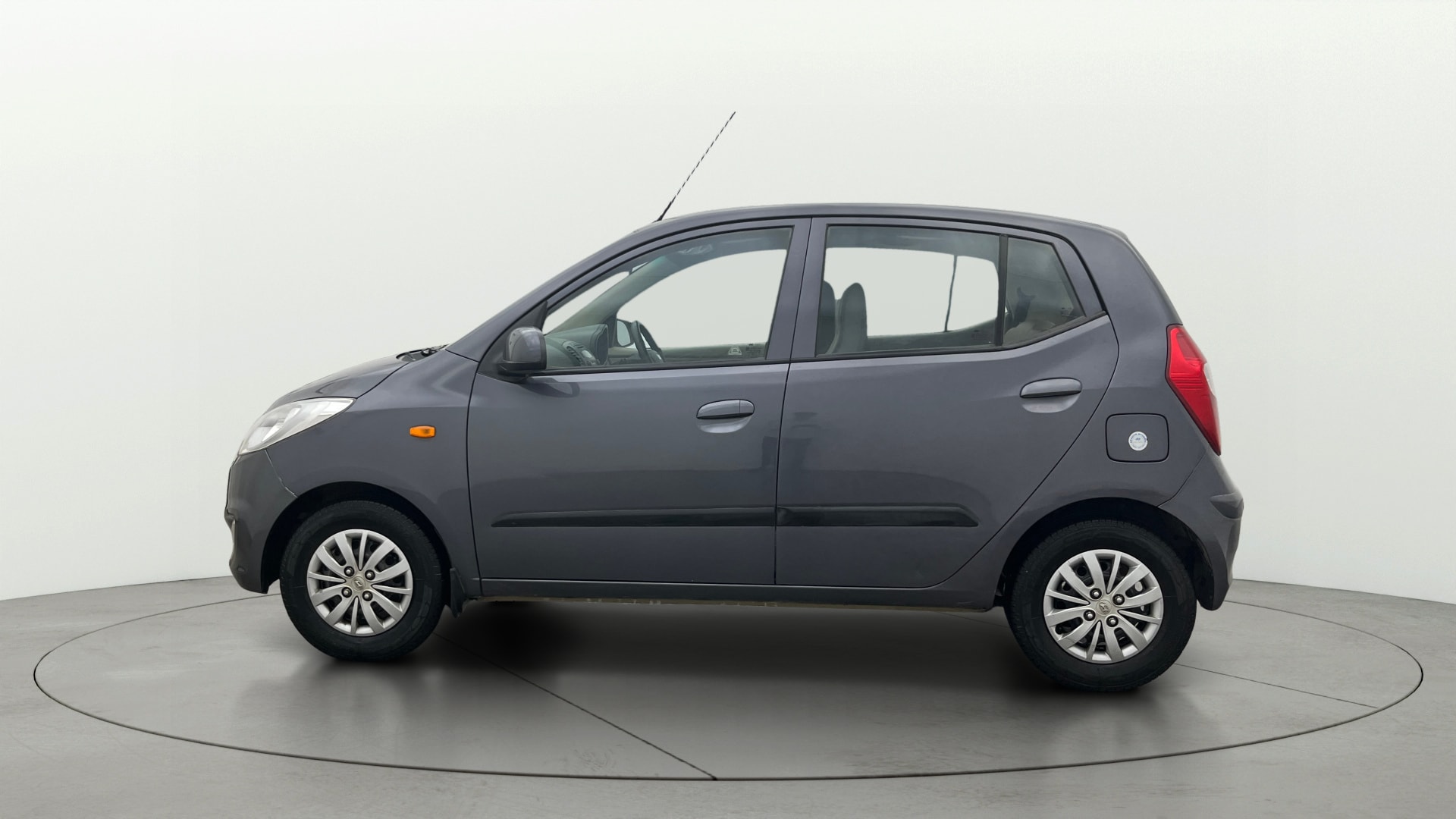 View 2015 Hyundai i10 1.2 Asta MT Image 5 Used 2015 Hyundai i10 1.2 Asta MT Image 5