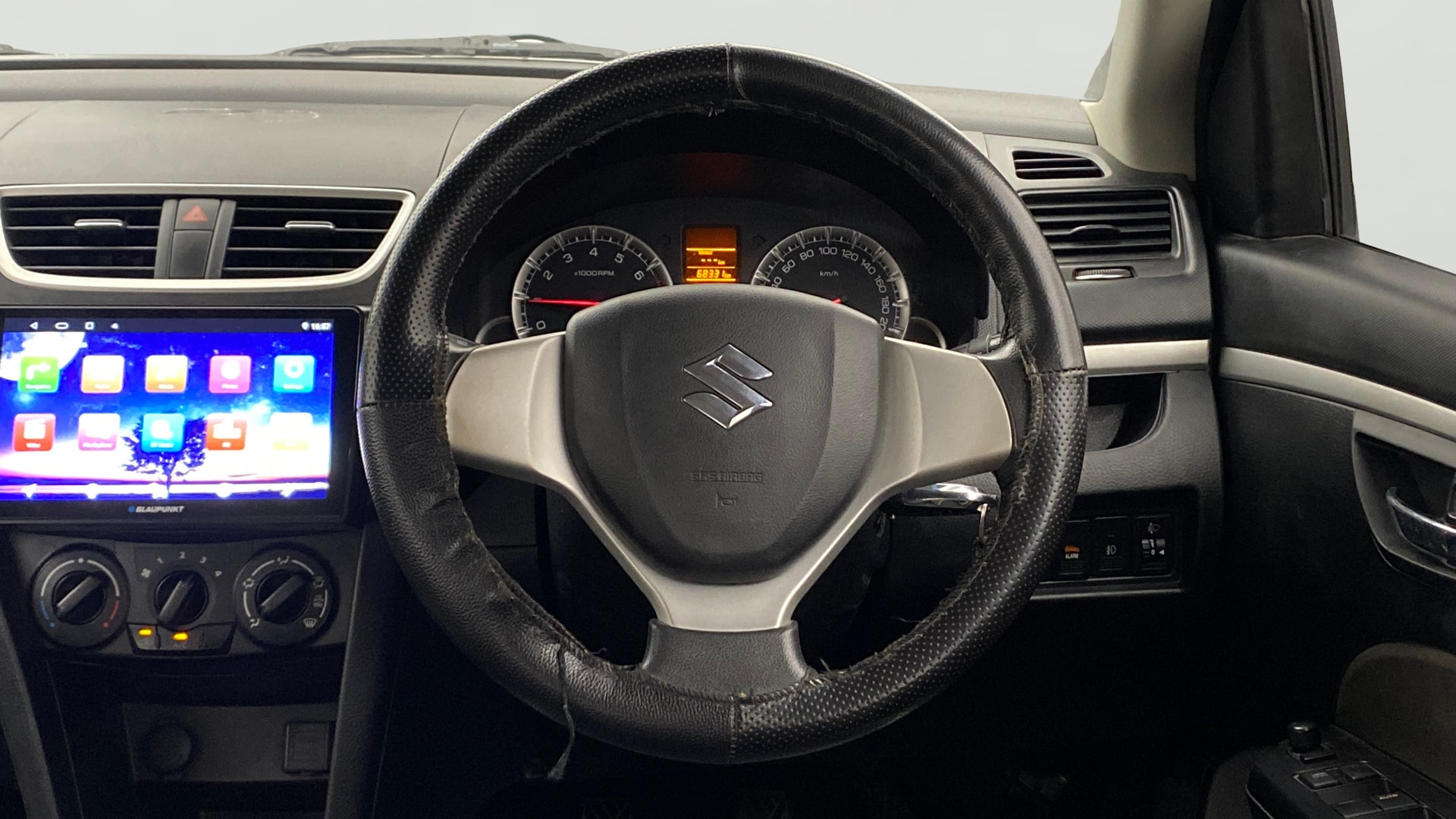 View 2017 Maruti Suzuki 1000 Base Variant Image 20 Used 2017 Maruti Suzuki 1000 Base Variant Image 20