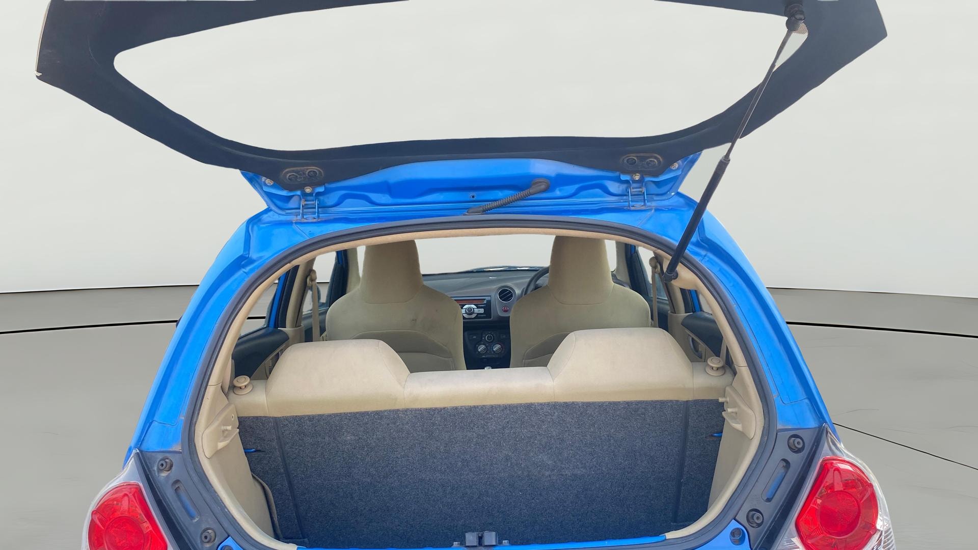 View 2013 Honda Brio V MT Image 36 Used 2013 Honda Brio V MT Image 36