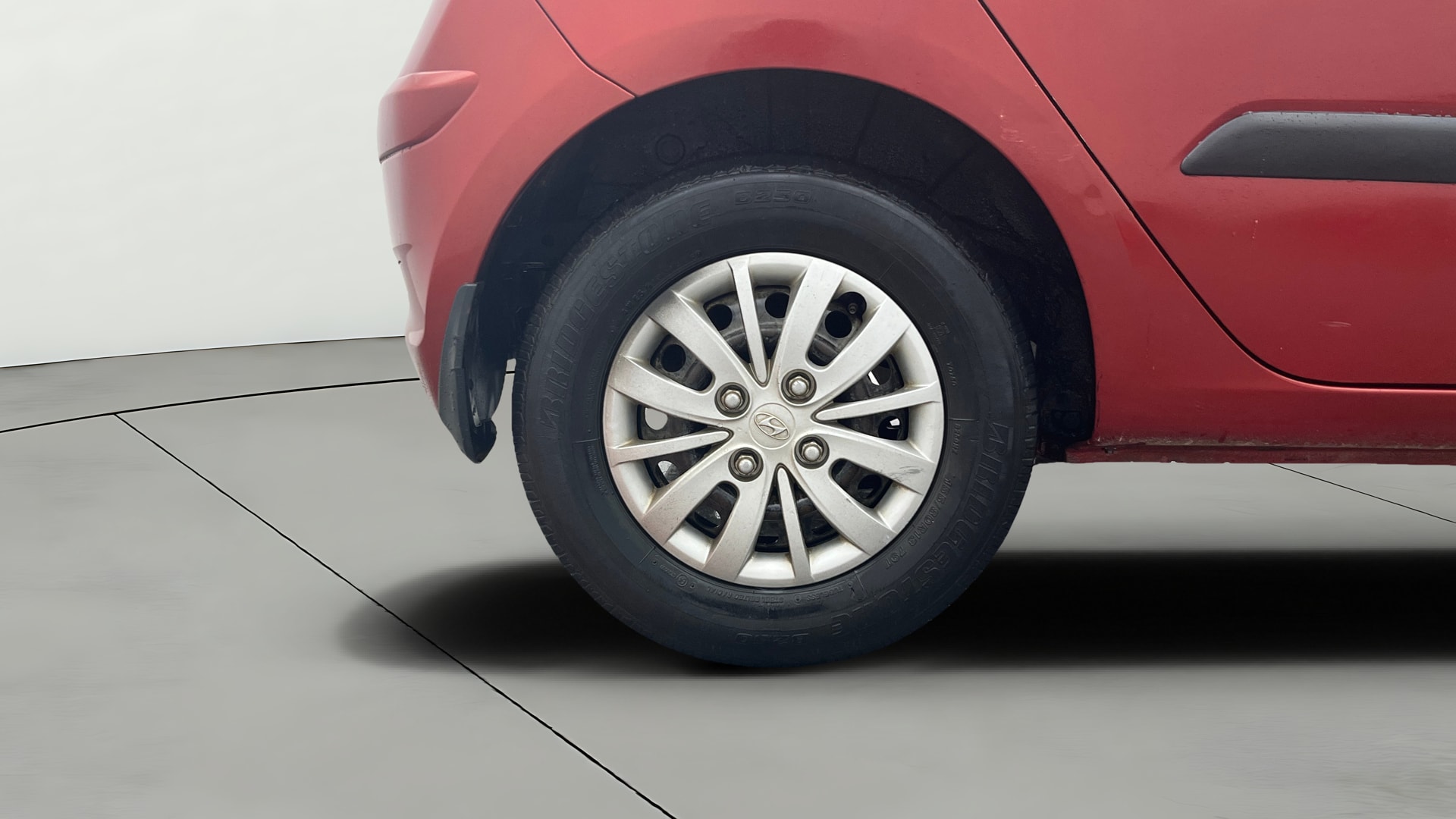View 2013 Hyundai Grand i10 Magna 1.2 Kappa VTVT Image 23 Used 2013 Hyundai Grand i10 Magna 1.2 Kappa VTVT Image 23