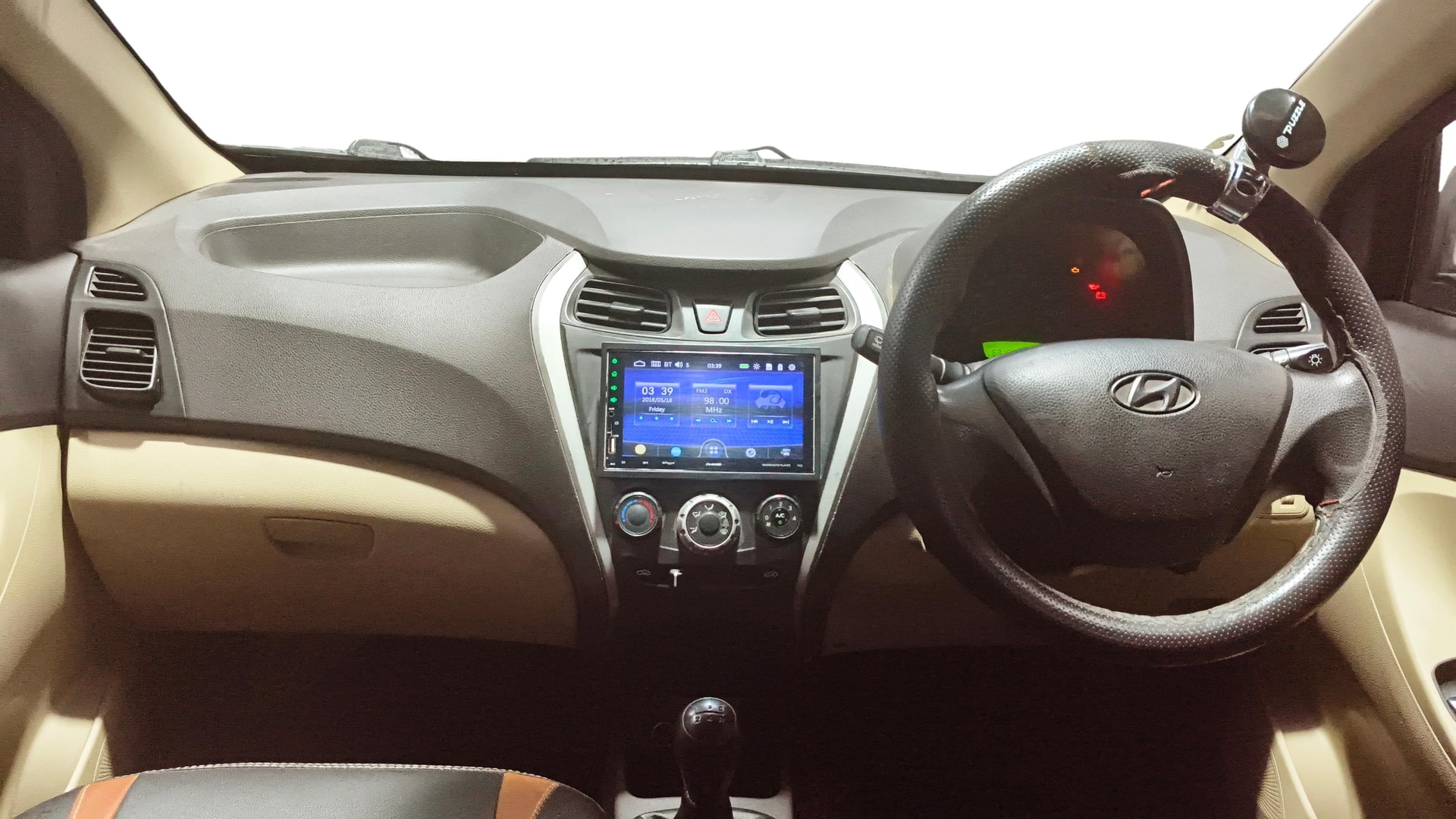 View 2013 Hyundai EON Era Plus Image 15 Used 2013 Hyundai EON Era Plus Image 15