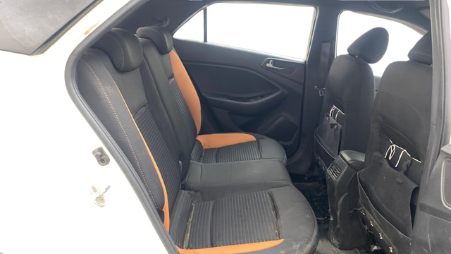 View Hyundai i20 Active Image 29 Used Hyundai i20 Active Image 29