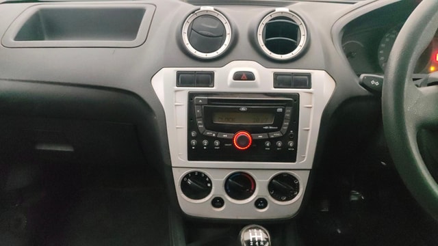 View Ford Figo Image 17 Used Ford Figo Image 17