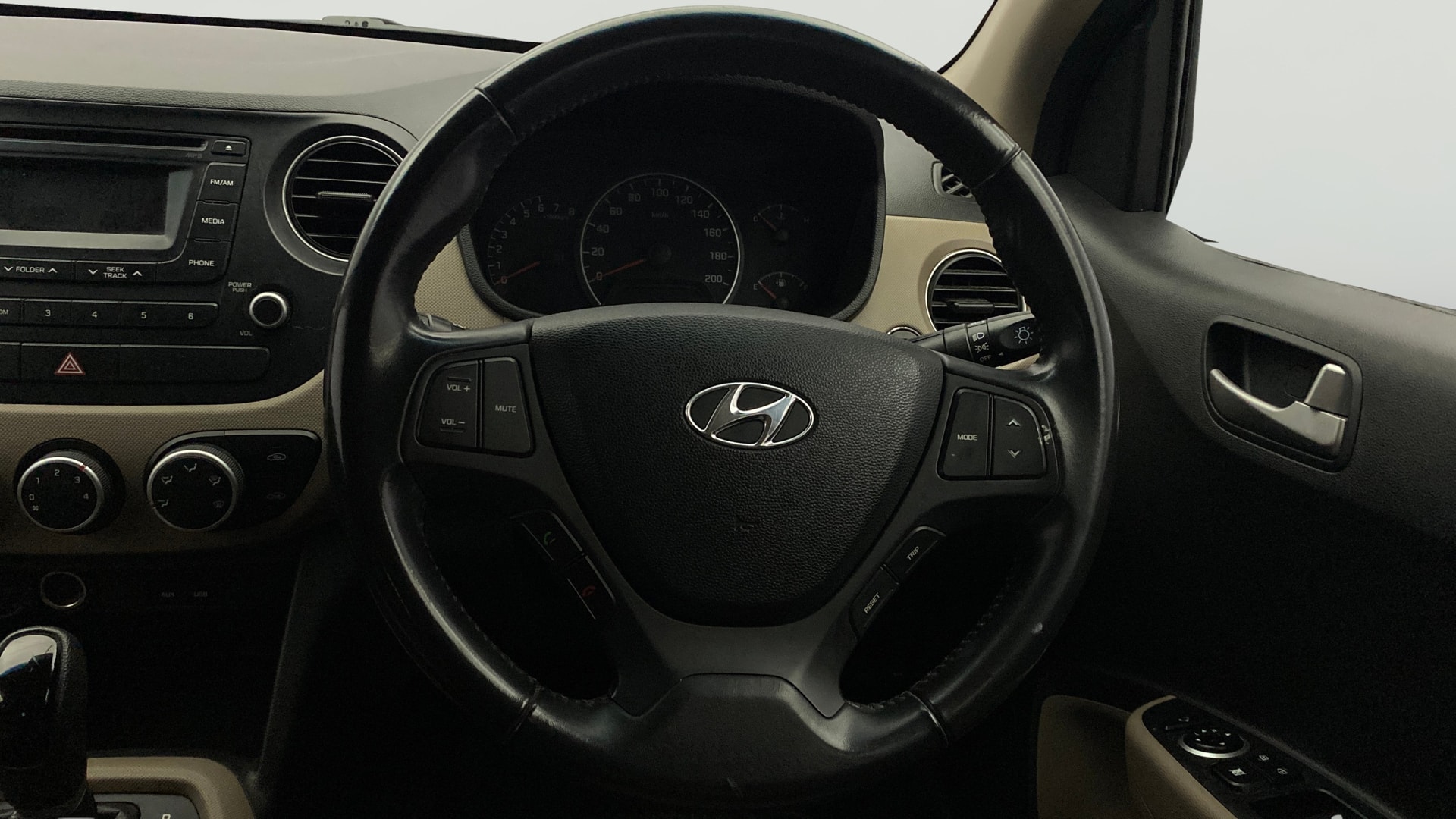 Used 2014 Hyundai Grand i10 Used 2014 Hyundai Grand i10