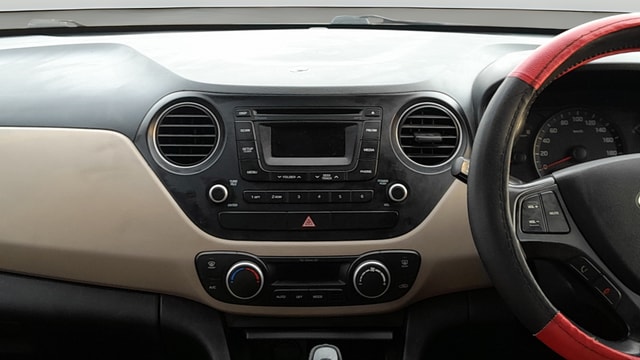 View Hyundai Xcent Image 17 Used Hyundai Xcent Image 17