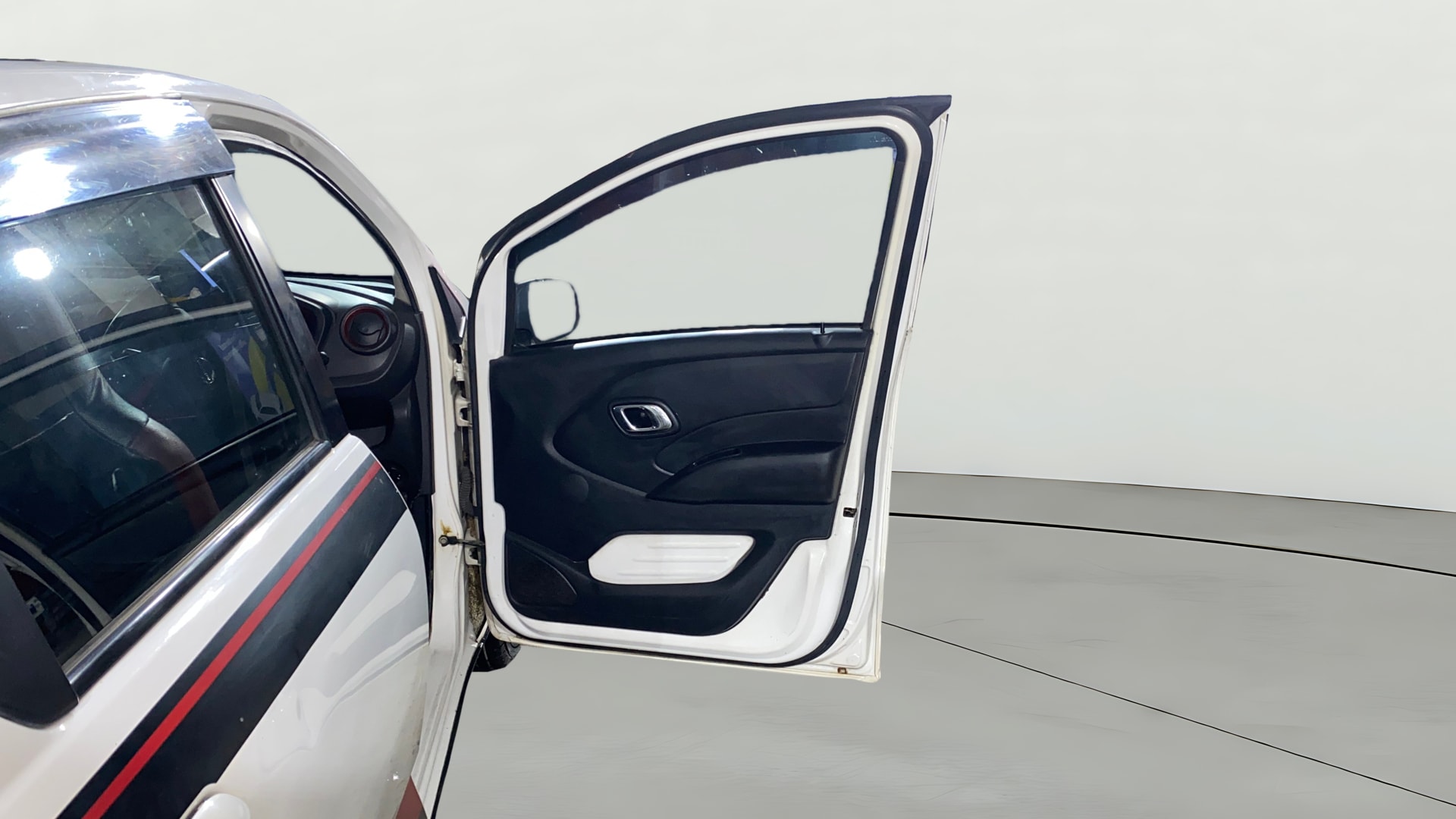 View 2019 Datsun Redi GO T(O) 1.0L- Limited Edition Image 43 Used 2019 Datsun Redi GO T(O) 1.0L- Limited Edition Image 43