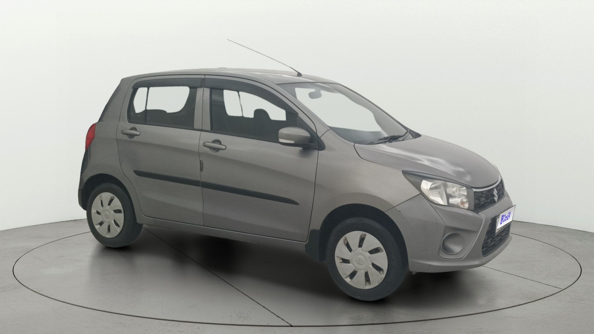 View 2018 Maruti Suzuki 1000 Base Variant Image 13 Used 2018 Maruti Suzuki 1000 Base Variant Image 13